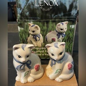 Lenox Poppies on blue barnyard cat salt and pepper shakers new in box